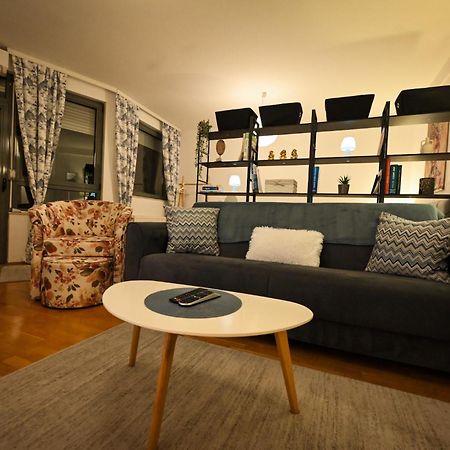L&B Studio Apartment Приштина Экстерьер фото